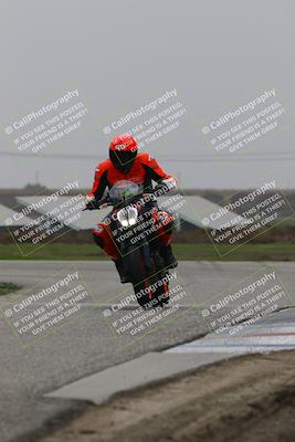 media/Nov-29-2025-TrackDaz (Sat) [[10ae2d9bce]]/C Group/Session 4 (Wheelie Bump)/